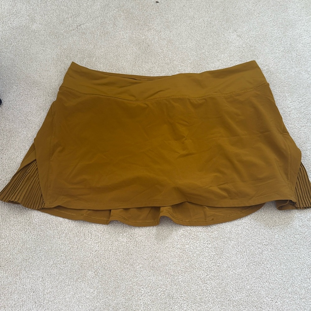 Lululemon Play off the Pleats Skort Size 14